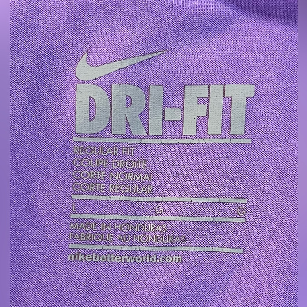 Nike Women’s Purple Dri-Fit Regular Fit V-Neck Short Sleeve Shirt! Size Large. - Picture 8 of 10